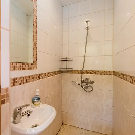 Reta Apartemendid Apartman *