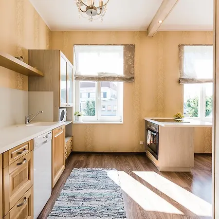 Reta Apartemendid * 哈普萨卢